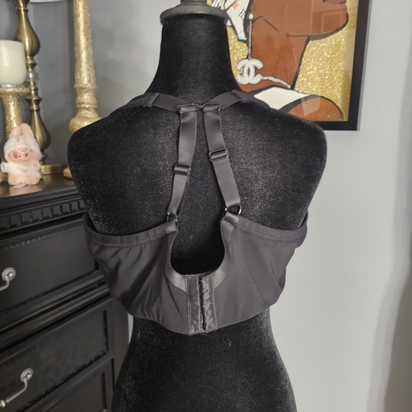 Torrid Charcoal Sports Bra - Picture 2 of 4